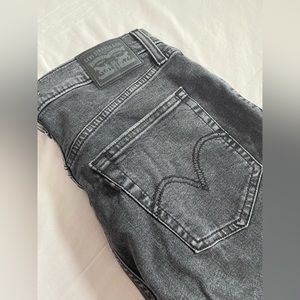 Levi’s grey high waist jeans